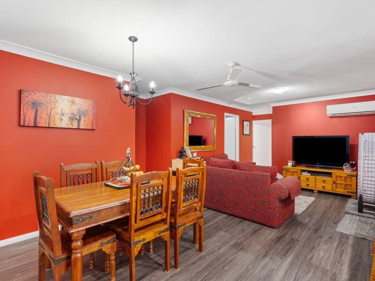 24 Forgan Smith Street, COLLINGWOOD PARK - Thumbnail 6