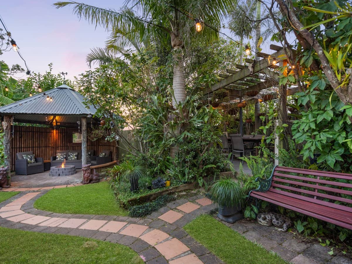 24 Forgan Smith Street, COLLINGWOOD PARK - Thumbnail 17