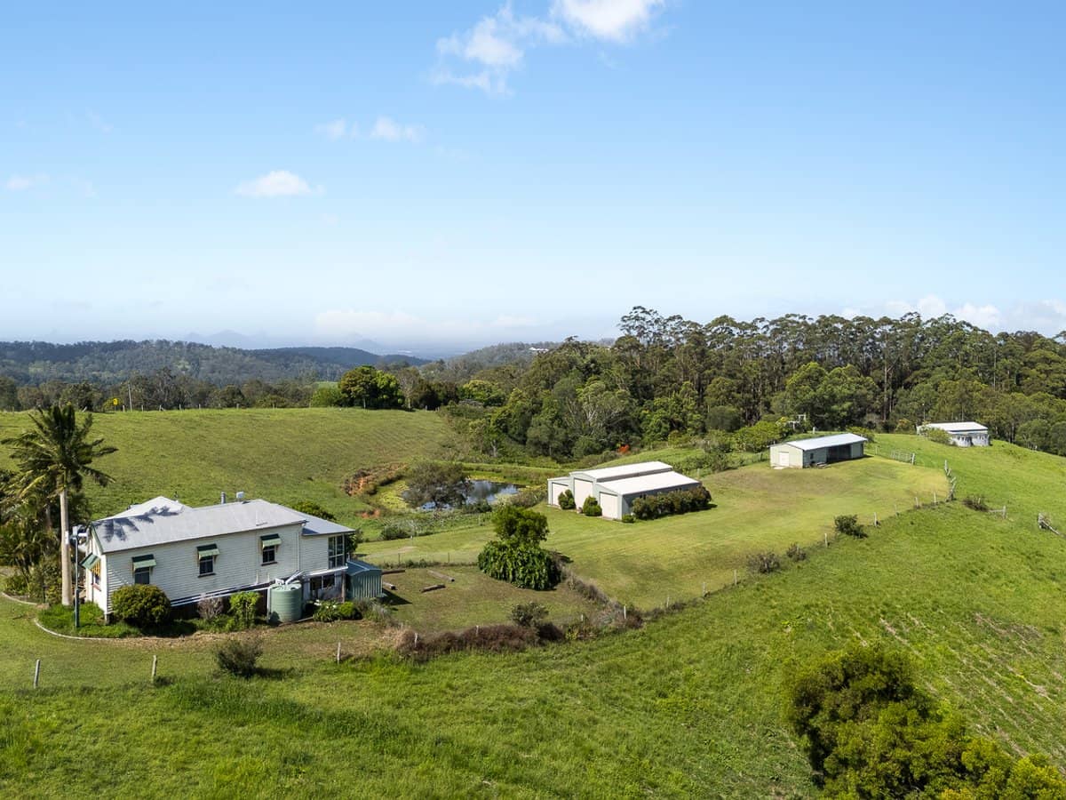 228 Robinson Road South, Ocean View - Thumbnail 22