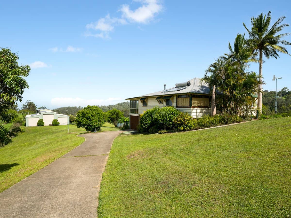 228 Robinson Road South, Ocean View - Thumbnail 23