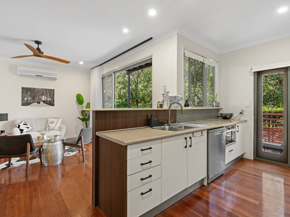 99 Brookwater Drive, BROOKWATER - Thumbnail 7