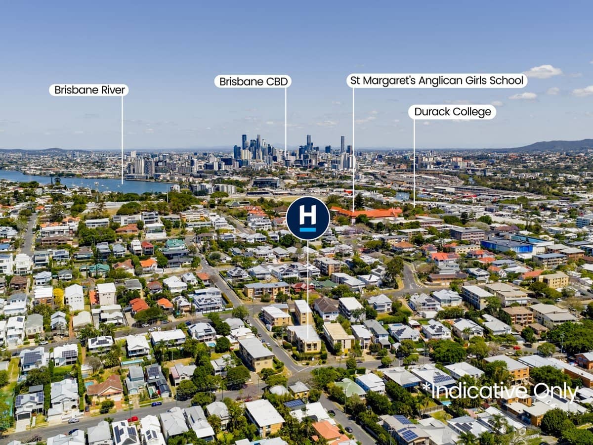 41 Reeve Street, CLAYFIELD - Thumbnail 15