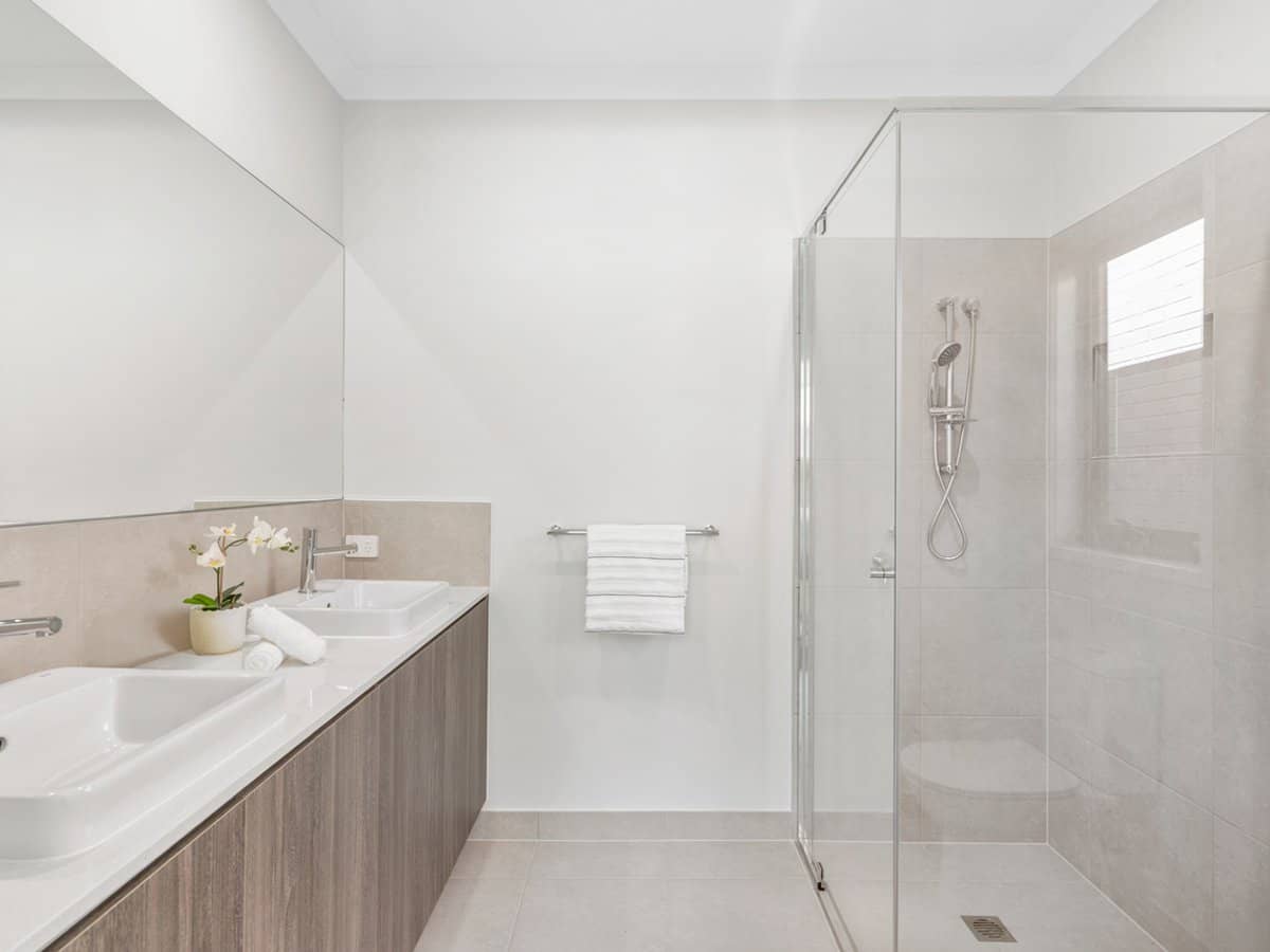 18 Vaulter Crescent, SOUTH RIPLEY - Thumbnail 10