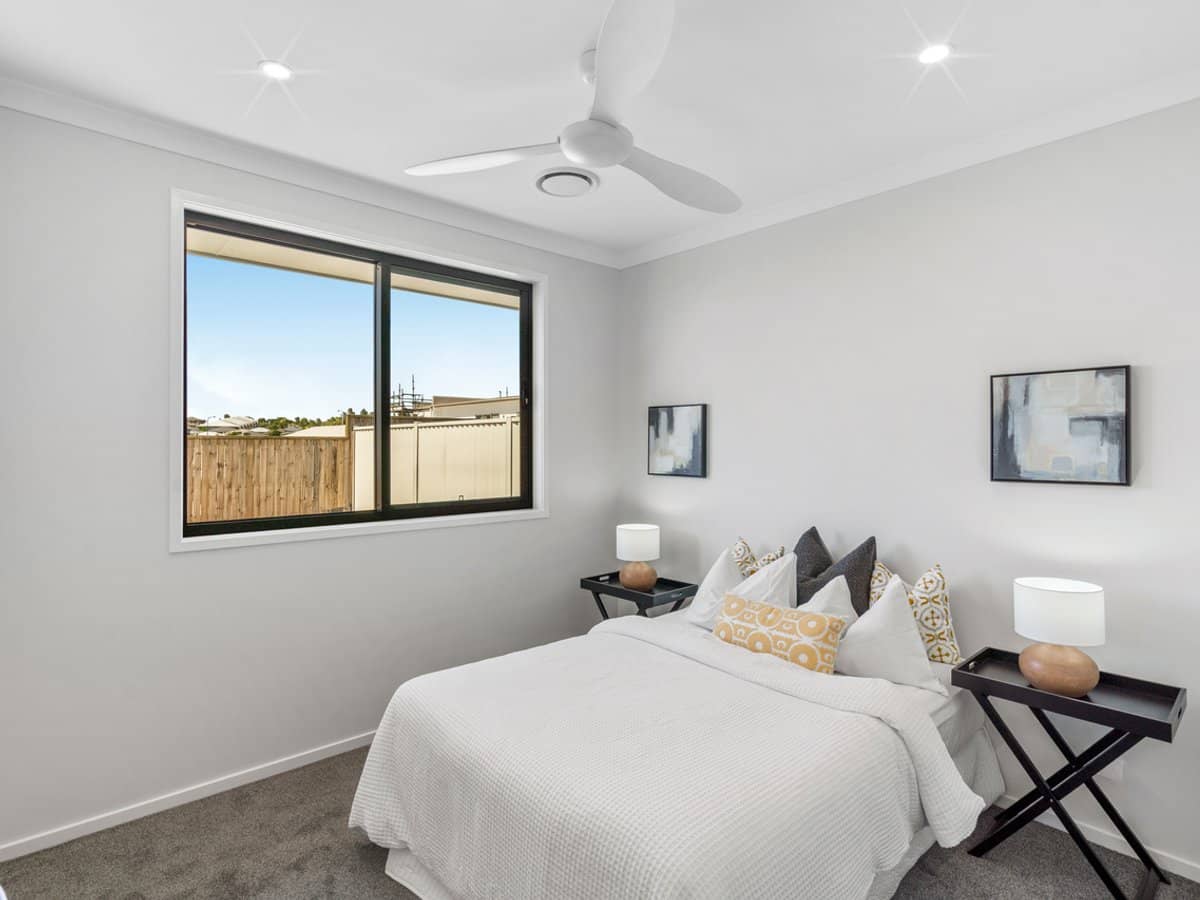 18 Vaulter Crescent, SOUTH RIPLEY - Thumbnail 12