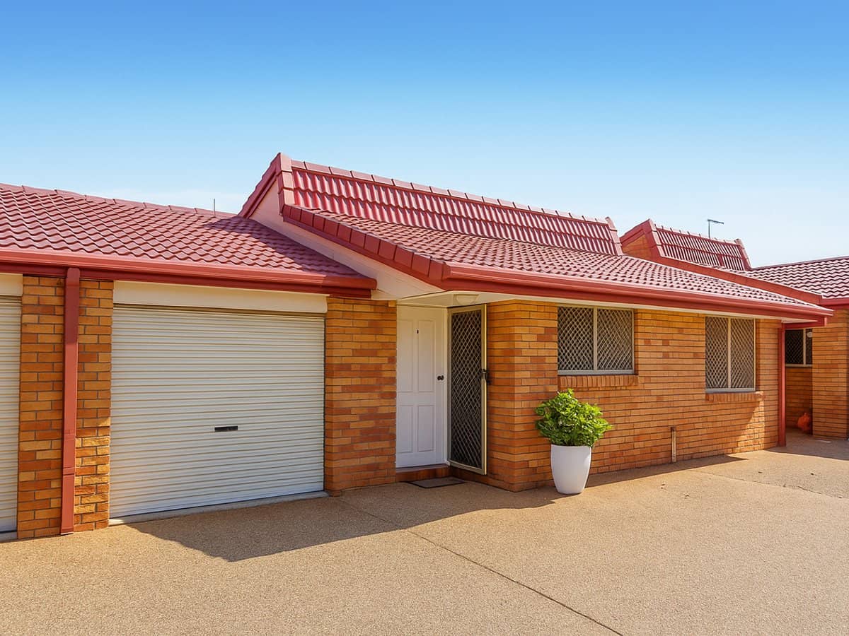 30-32 Waterloo Street, CLEVELAND - Thumbnail 1