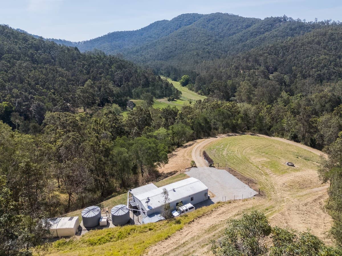 100 Hawkins Road, Kobble Creek - Thumbnail 1