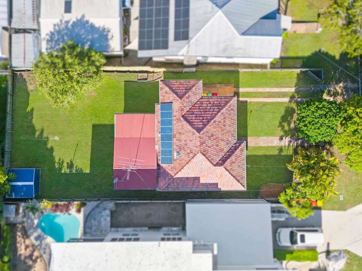 41 Adam Street, WYNNUM - Thumbnail 15