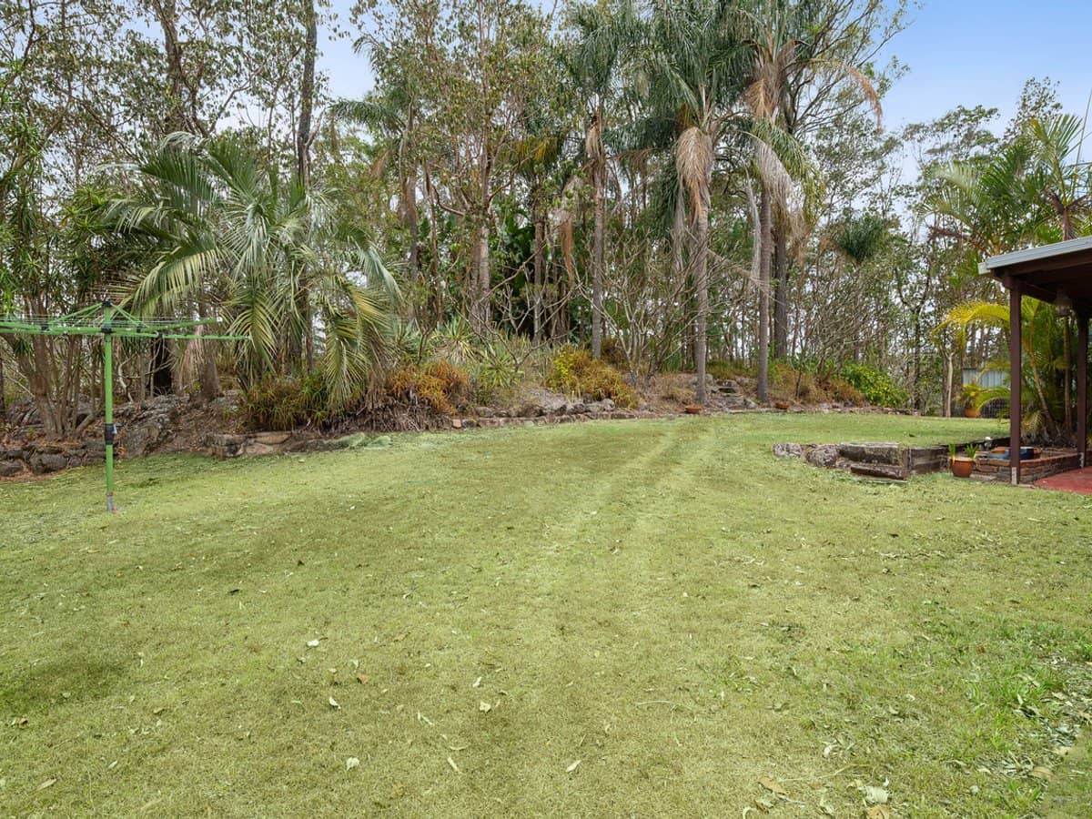 12 Guildford Place, Wights Mountain - Thumbnail 3