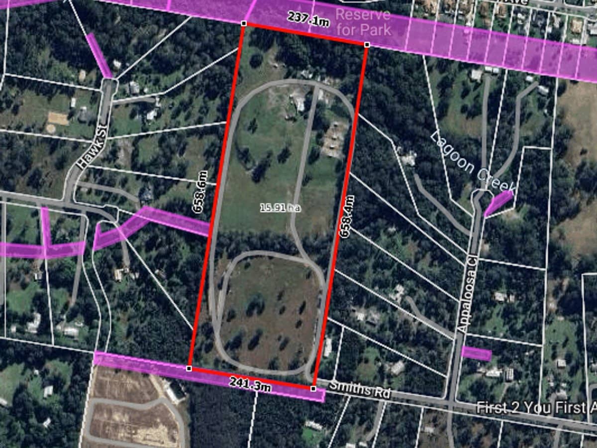 319 Smiths Road, CABOOLTURE - Thumbnail 2