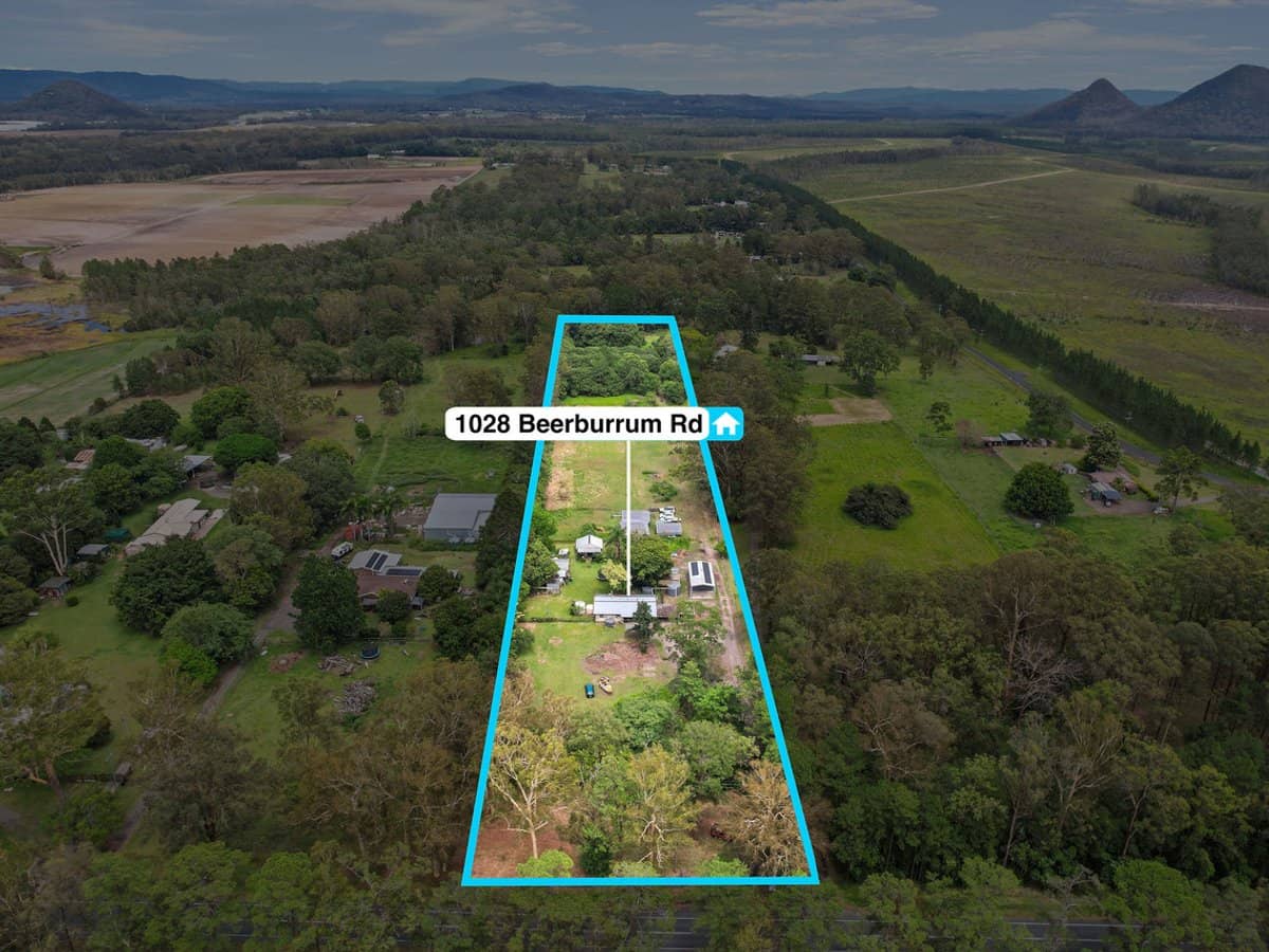 1028 Beerburrum Road, ELIMBAH - Thumbnail 1