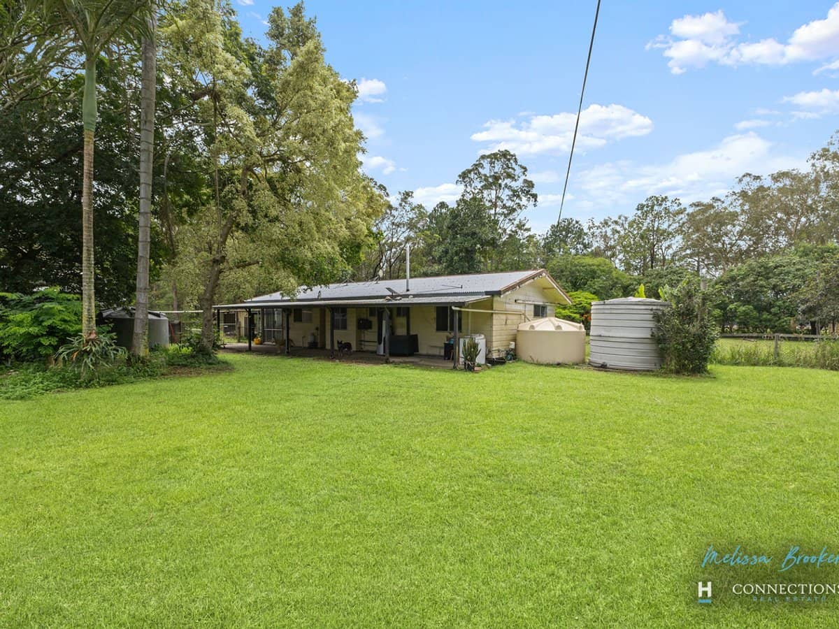 1028 Beerburrum Road, ELIMBAH - Thumbnail 4