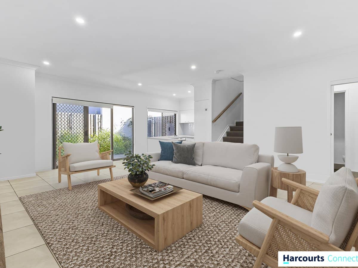 77 Avondale Crescent, PARKINSON - Thumbnail 2