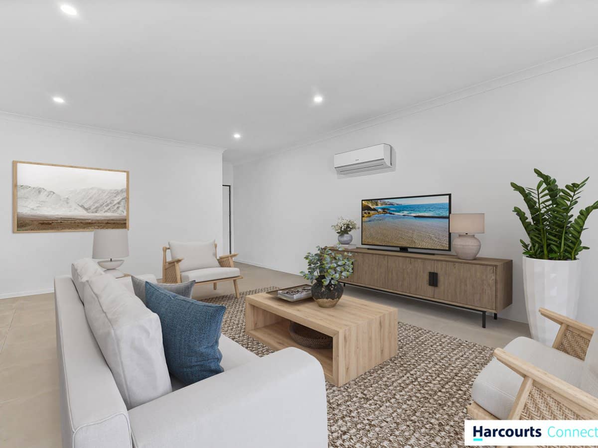 77 Avondale Crescent, PARKINSON - Thumbnail 3