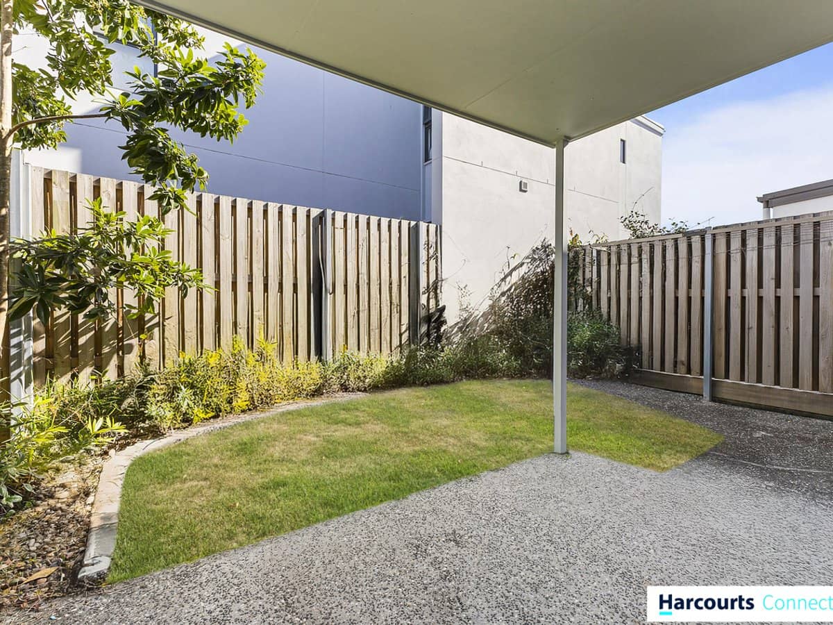 77 Avondale Crescent, PARKINSON - Thumbnail 5