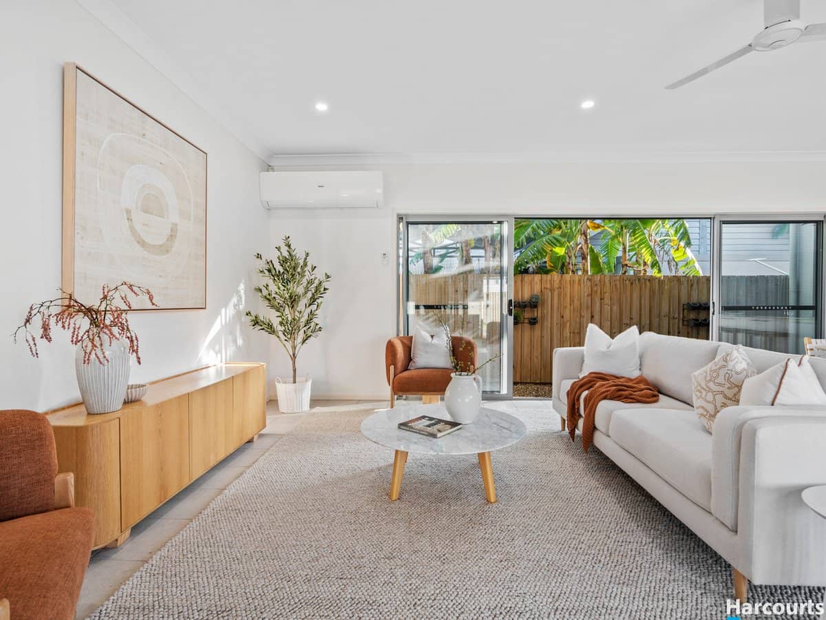 16 Watervale Parade, WAKERLEY - Thumbnail 6