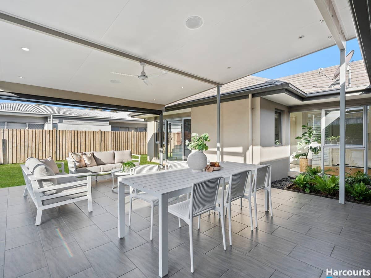 16 Watervale Parade, WAKERLEY - Thumbnail 17