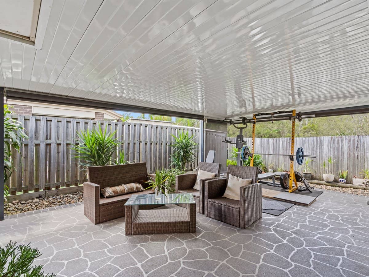 27 Weir Close, BERRINBA - Thumbnail 6