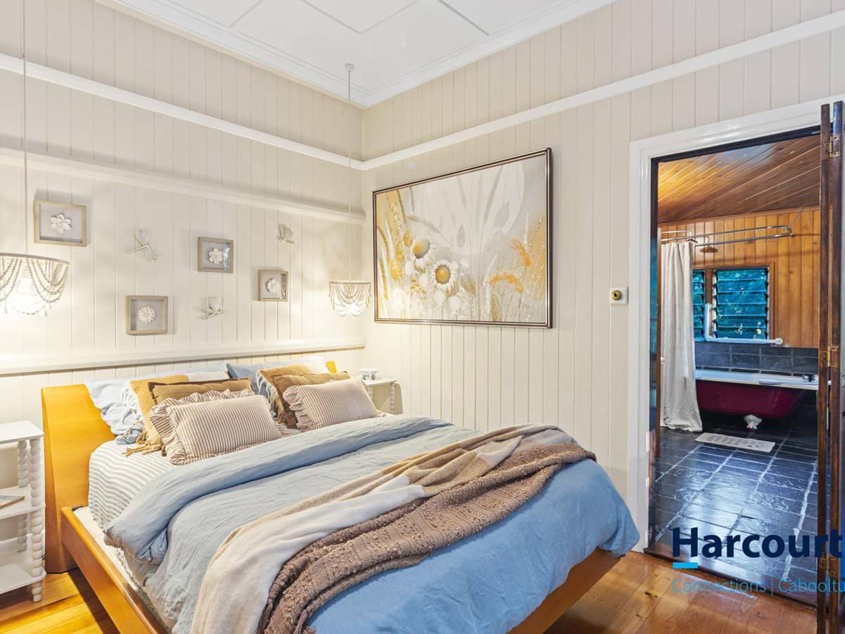 399 Pumicestone Road, CABOOLTURE - Thumbnail 4