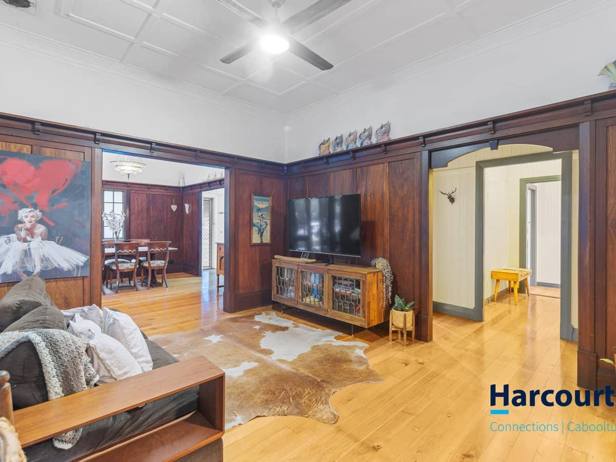 399 Pumicestone Road, CABOOLTURE - Thumbnail 6