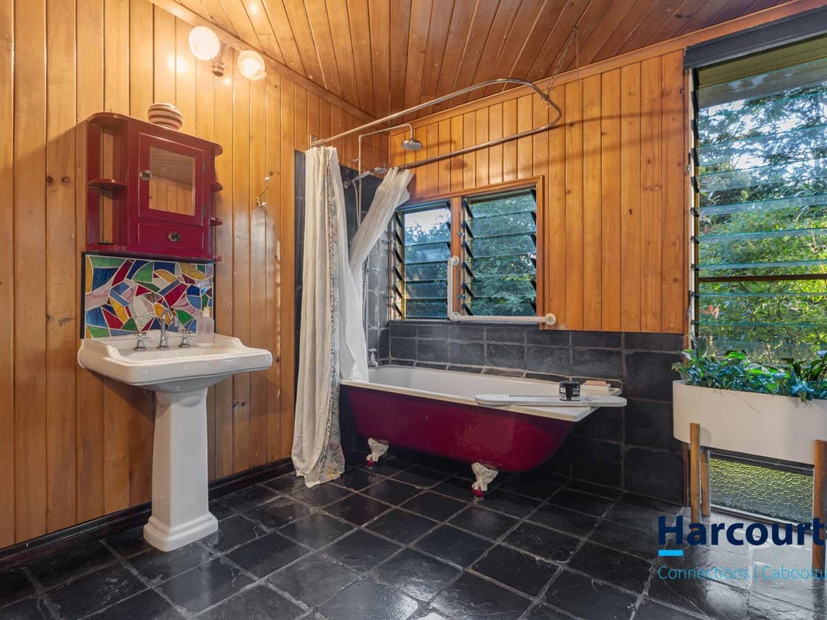 399 Pumicestone Road, CABOOLTURE - Thumbnail 18