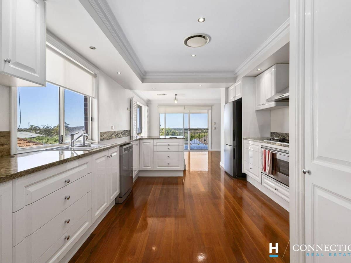 4 Portland Street, MURRUMBA DOWNS - Thumbnail 7