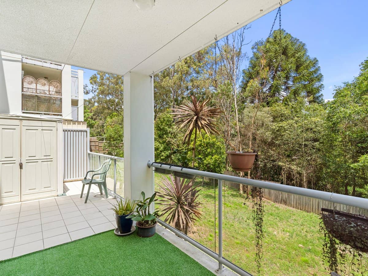 108 Nicholson Street, GREENSLOPES - Thumbnail 3