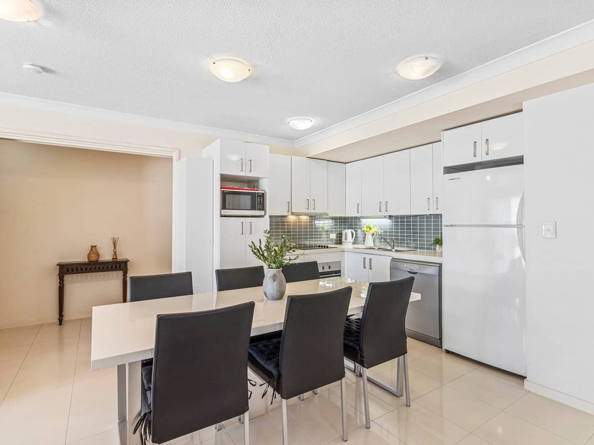 108 Nicholson Street, GREENSLOPES - Thumbnail 7