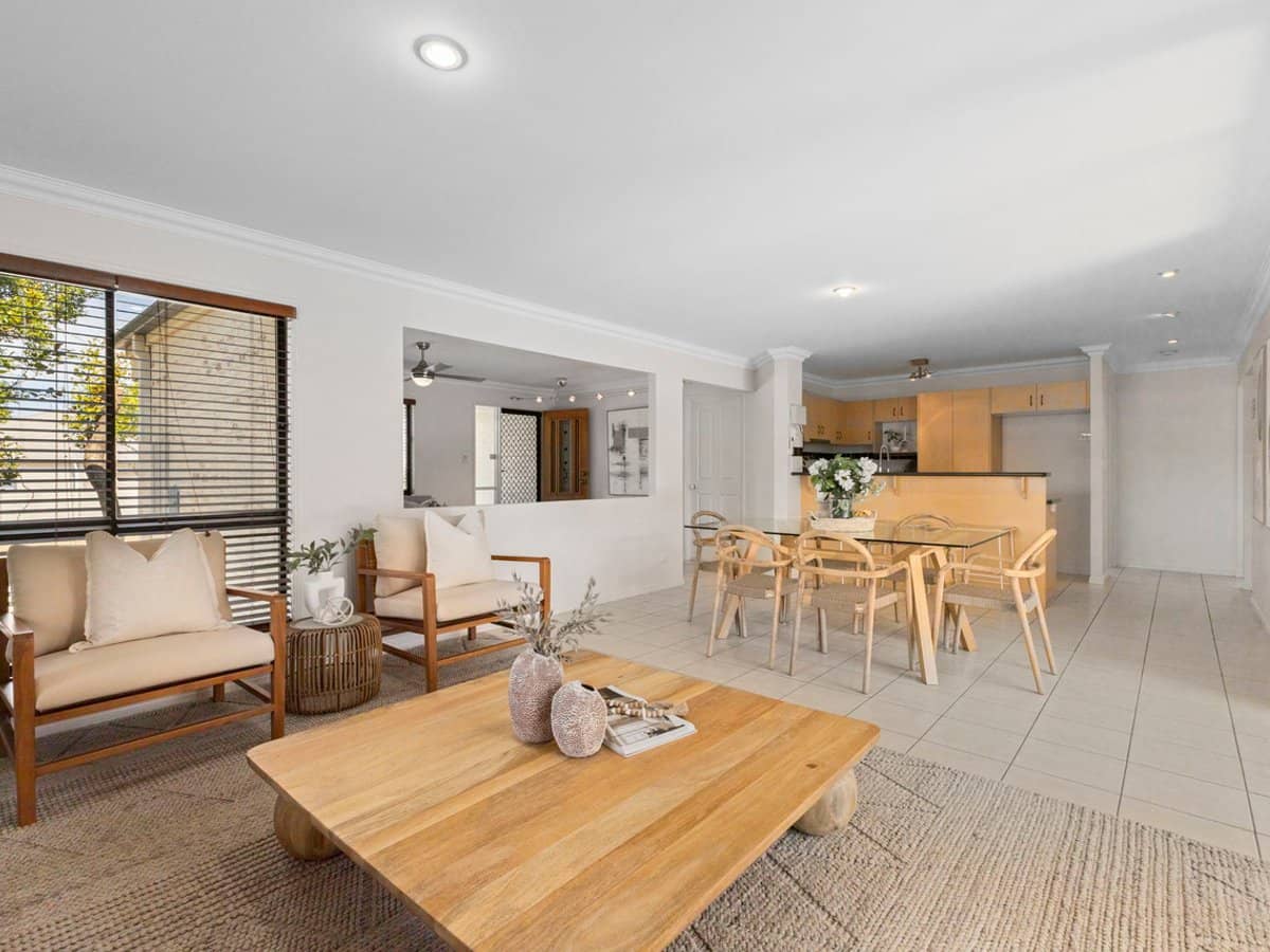 22 Castlereagh Street, MURRUMBA DOWNS - Thumbnail 8