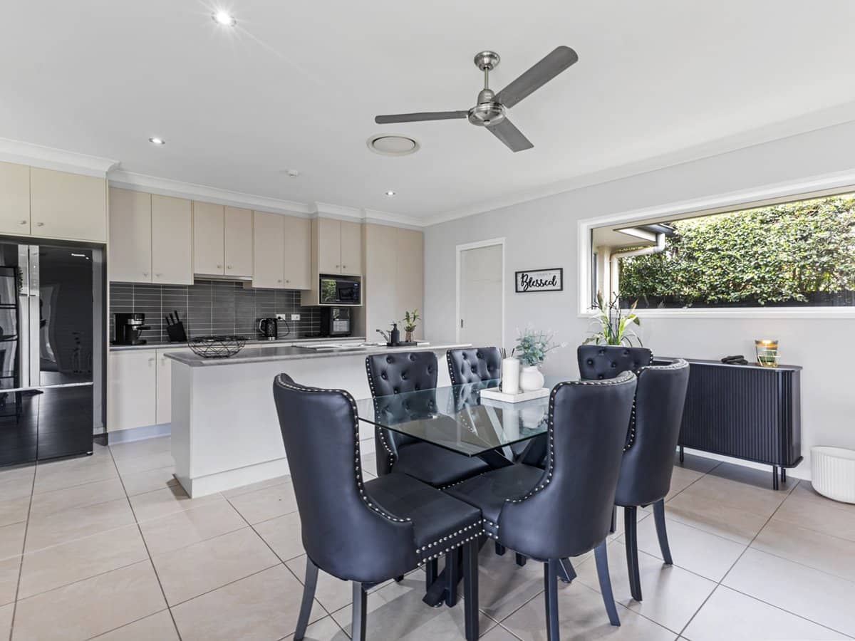 14 Willowleaf Circuit, UPPER CABOOLTURE - Thumbnail 7