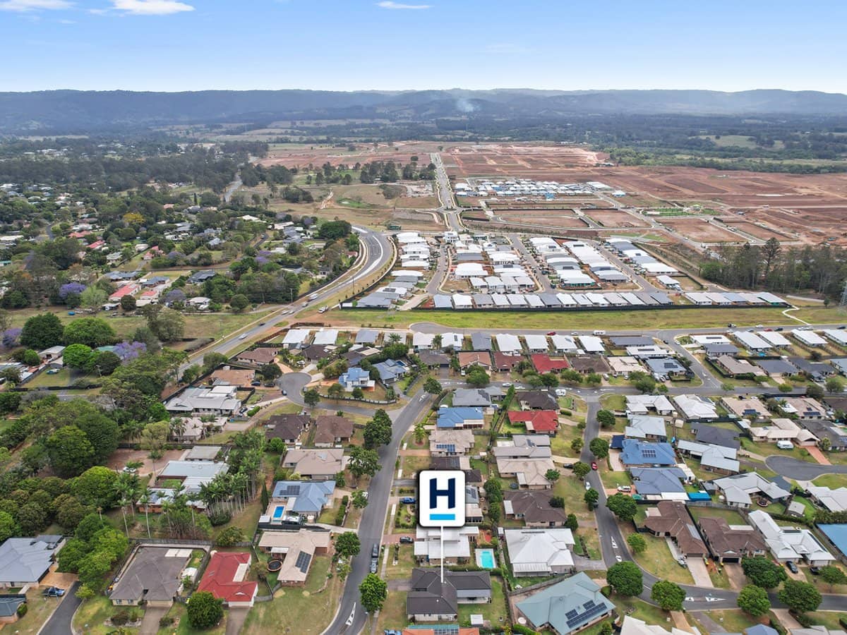 14 Willowleaf Circuit, UPPER CABOOLTURE - Thumbnail 35