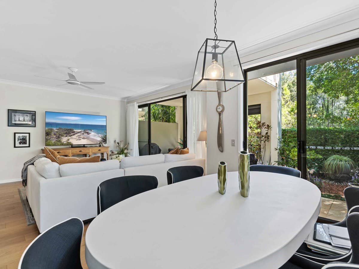 1094/1 The Cove Crescent, Carrara - Thumbnail 7