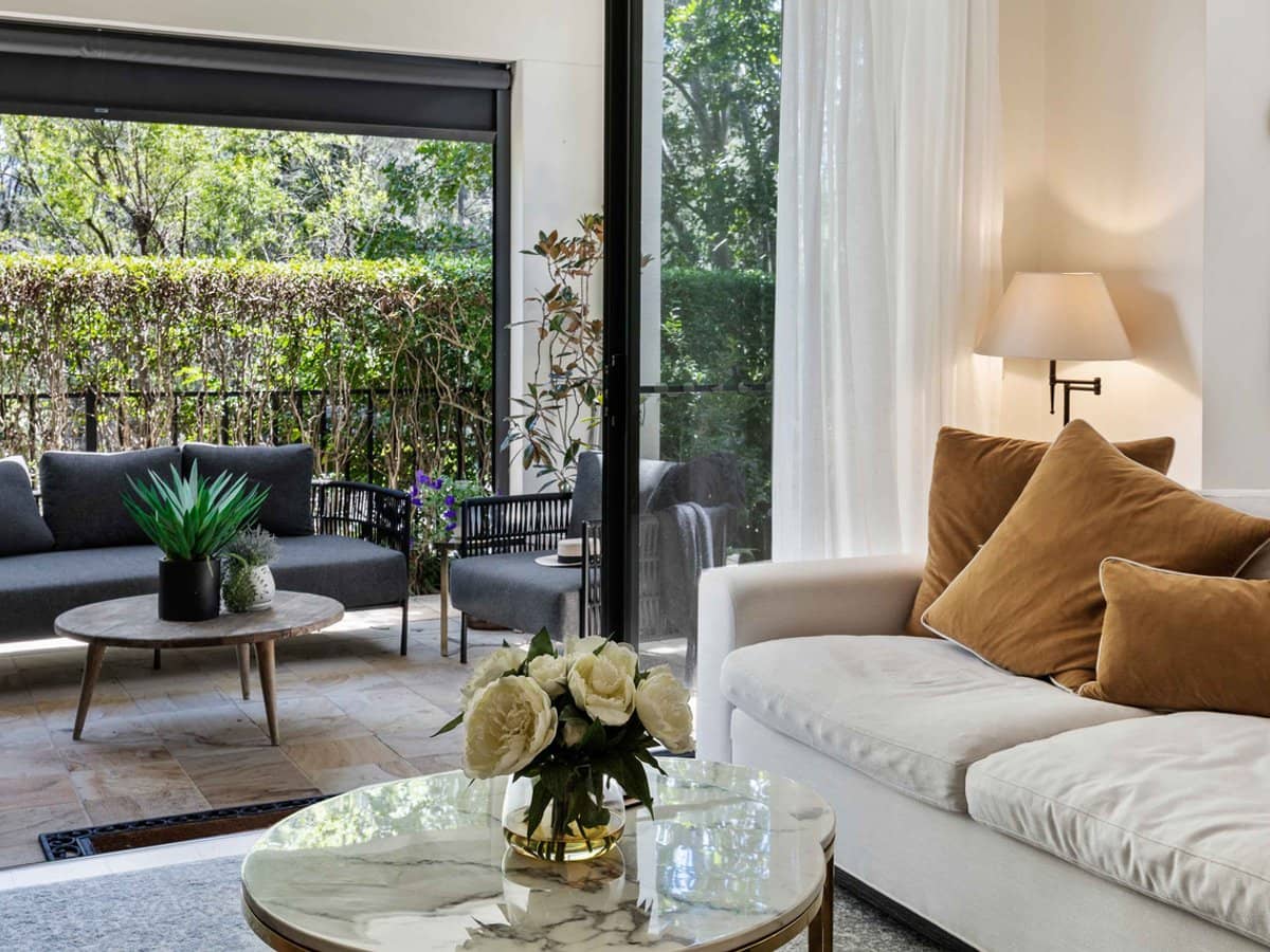 1094/1 The Cove Crescent, Carrara - Thumbnail 8