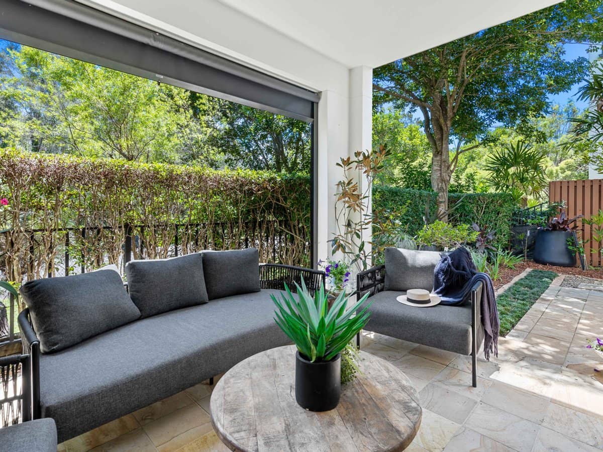 1094/1 The Cove Crescent, Carrara - Thumbnail 16