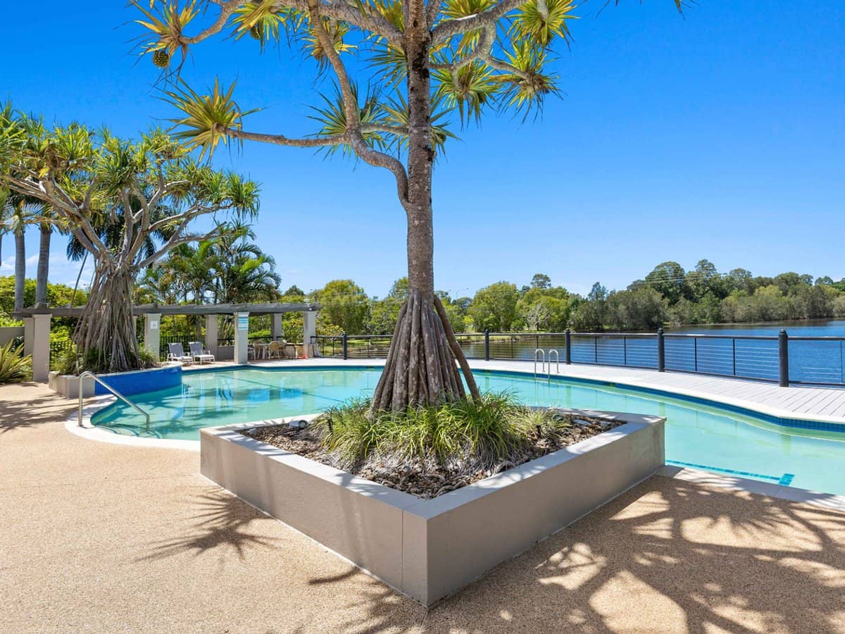 1094/1 The Cove Crescent, Carrara - Thumbnail 21