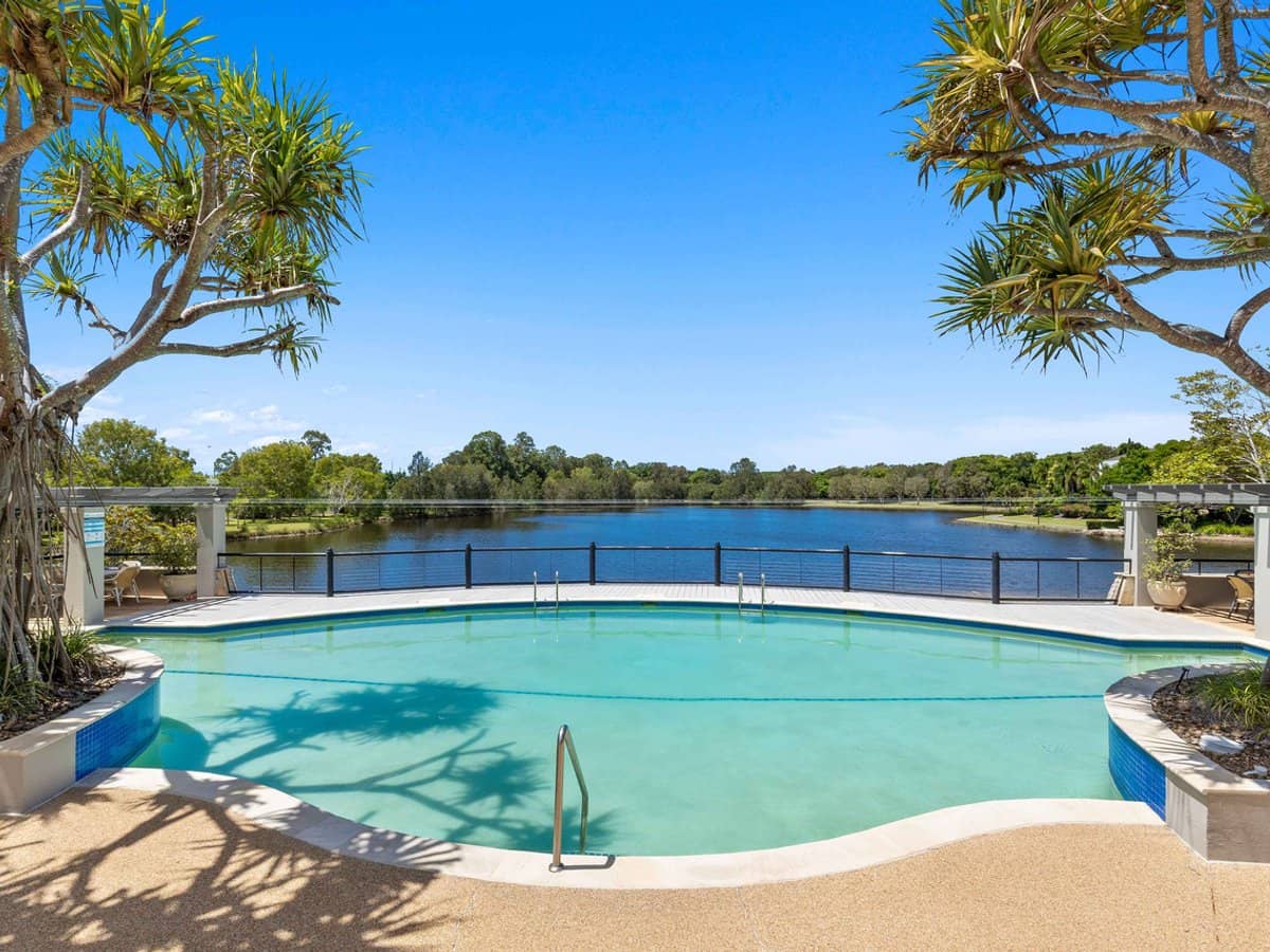 1094/1 The Cove Crescent, Carrara - Thumbnail 23