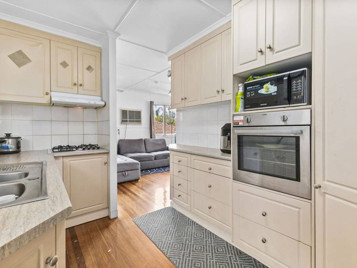 47 Newman Street, GAILES - Thumbnail 7