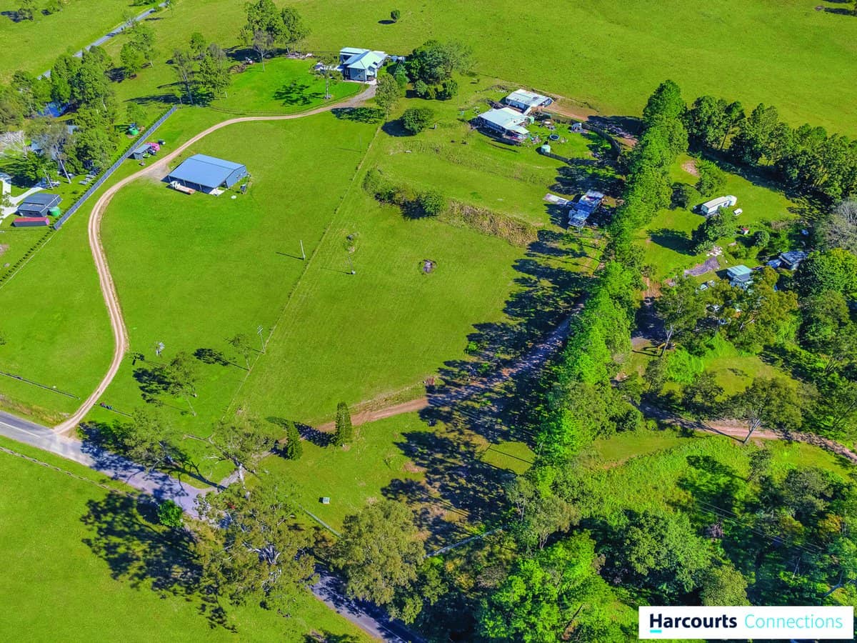 25 Grays Road, ROYSTON - Thumbnail 1