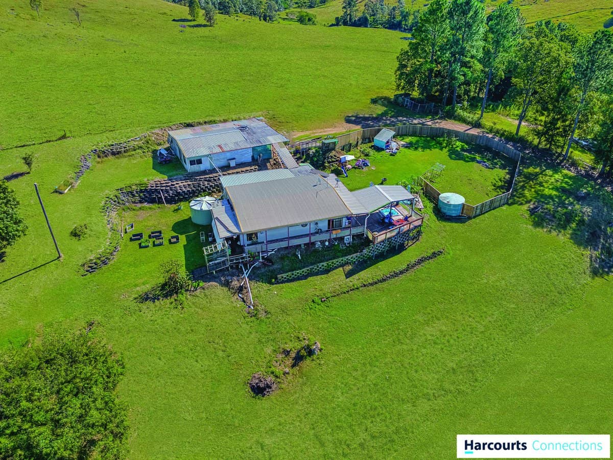 25 Grays Road, ROYSTON - Thumbnail 2