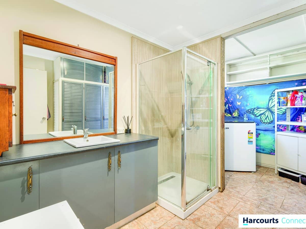 25 Grays Road, ROYSTON - Thumbnail 7