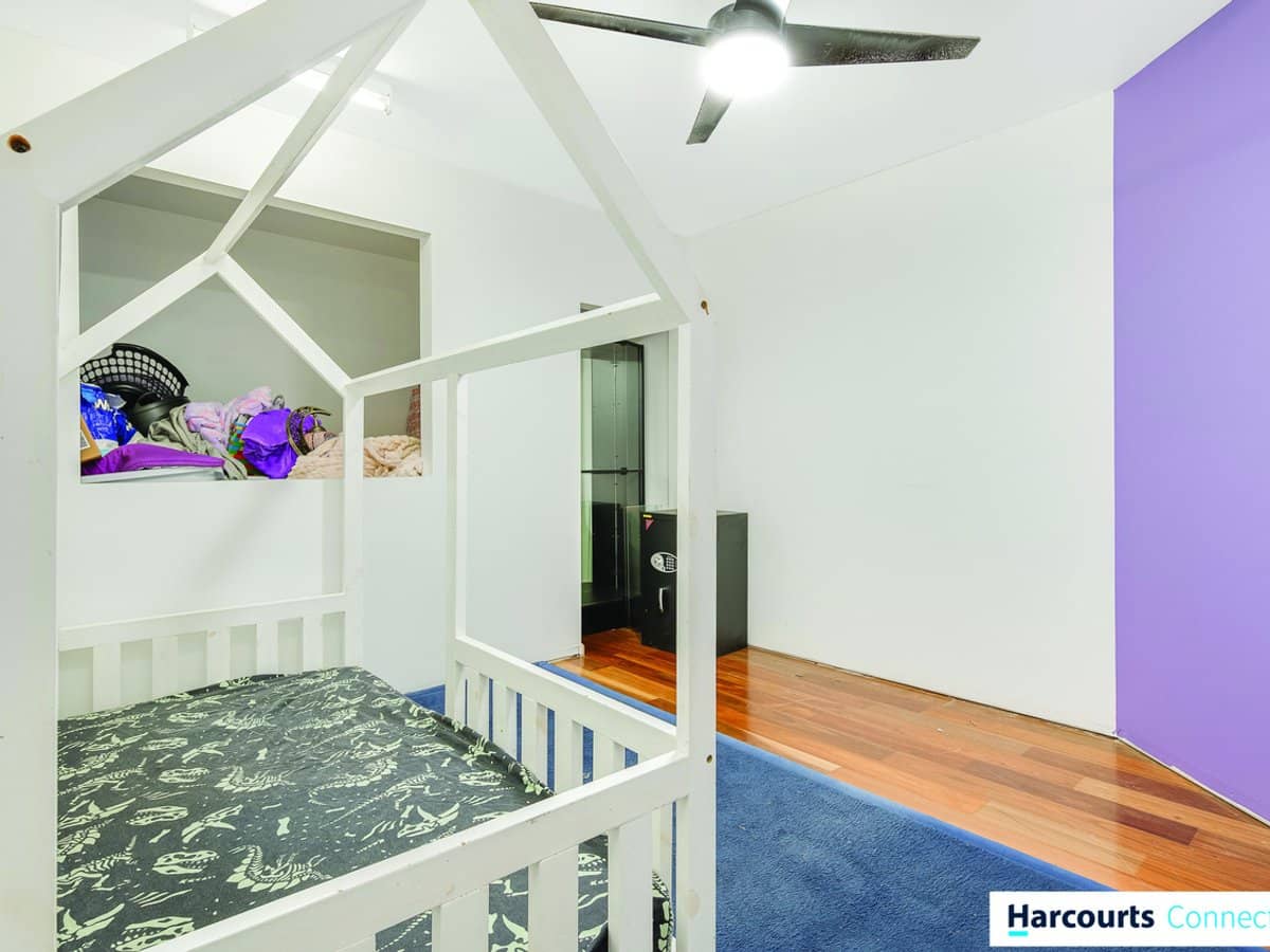 25 Grays Road, ROYSTON - Thumbnail 12