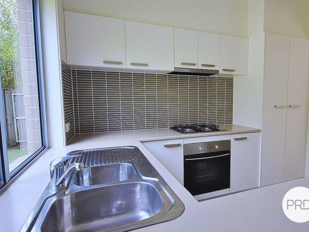 10/16-18 Geoff Wolter Drive West, MOLENDINAR - Thumbnail 3