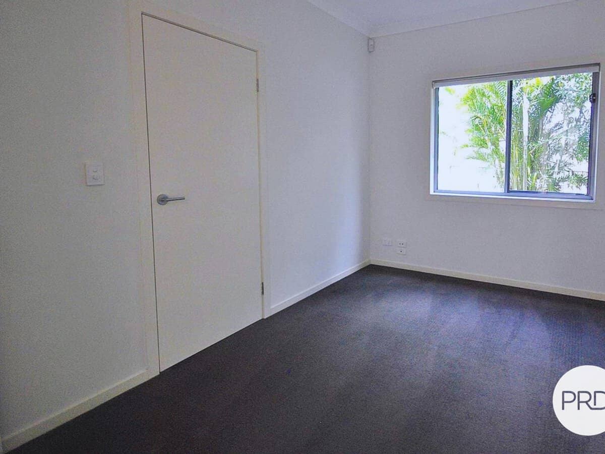 10/16-18 Geoff Wolter Drive West, MOLENDINAR - Thumbnail 5