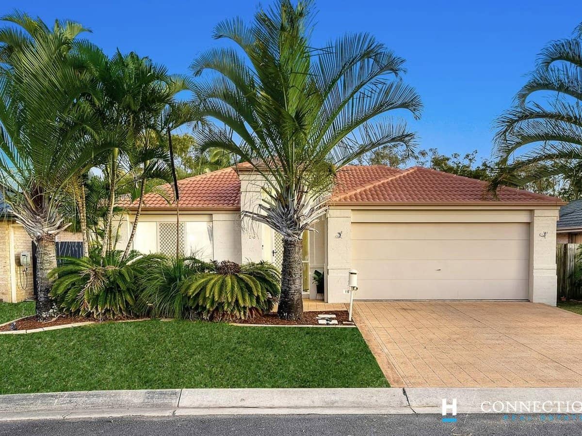 16 Beresford Circuit, BRACKEN RIDGE - Thumbnail 1