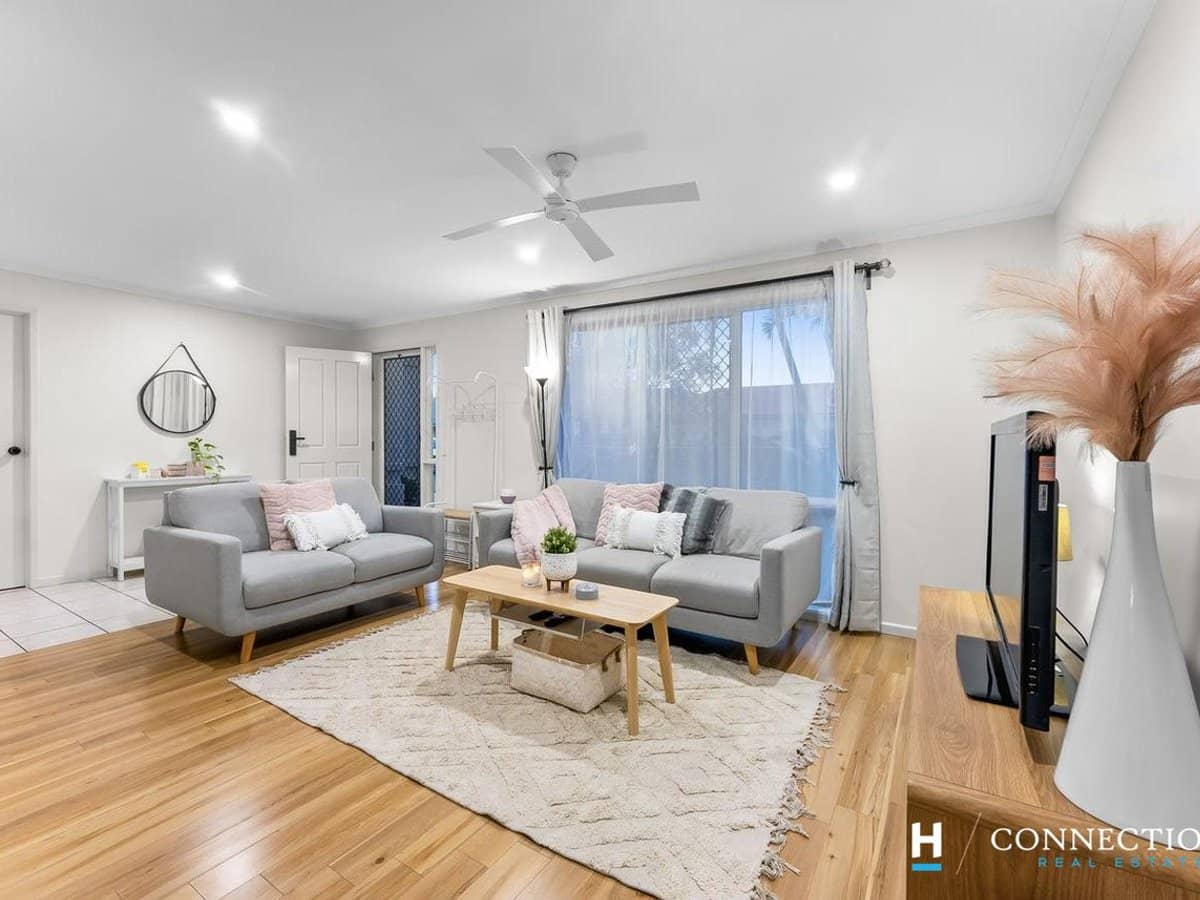 16 Beresford Circuit, BRACKEN RIDGE - Thumbnail 3