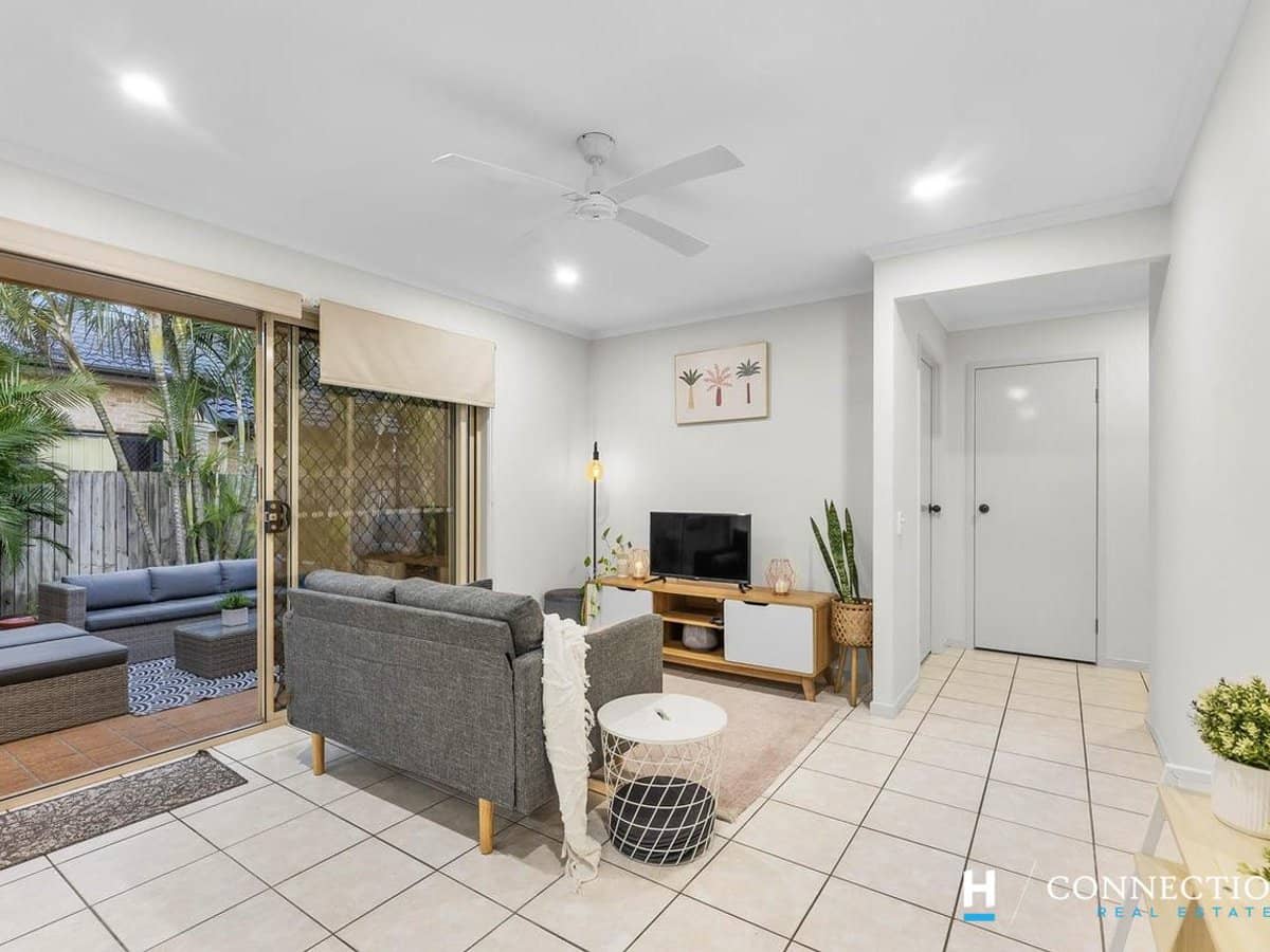 16 Beresford Circuit, BRACKEN RIDGE - Thumbnail 8