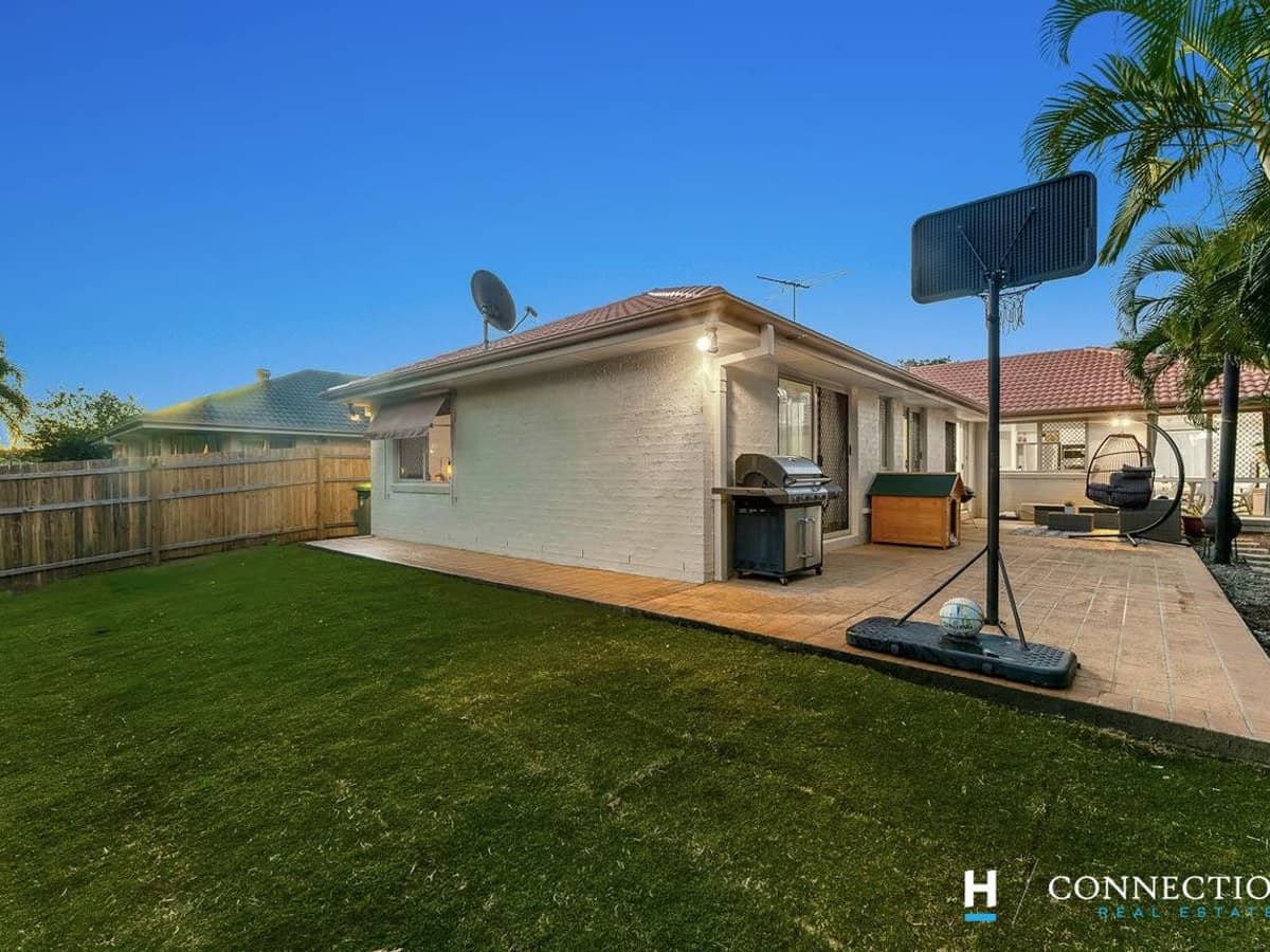 16 Beresford Circuit, BRACKEN RIDGE - Thumbnail 17