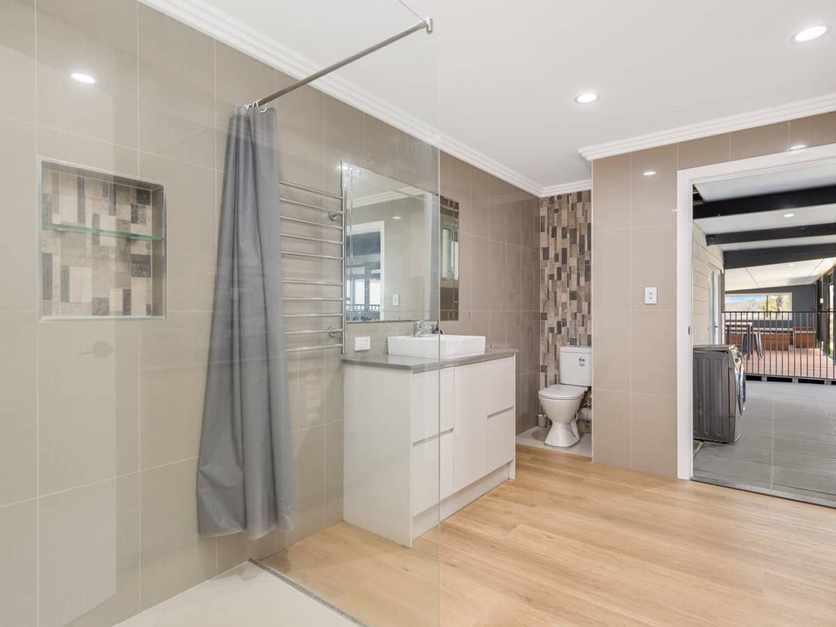 19 Grays Road, ROYSTON - Thumbnail 20