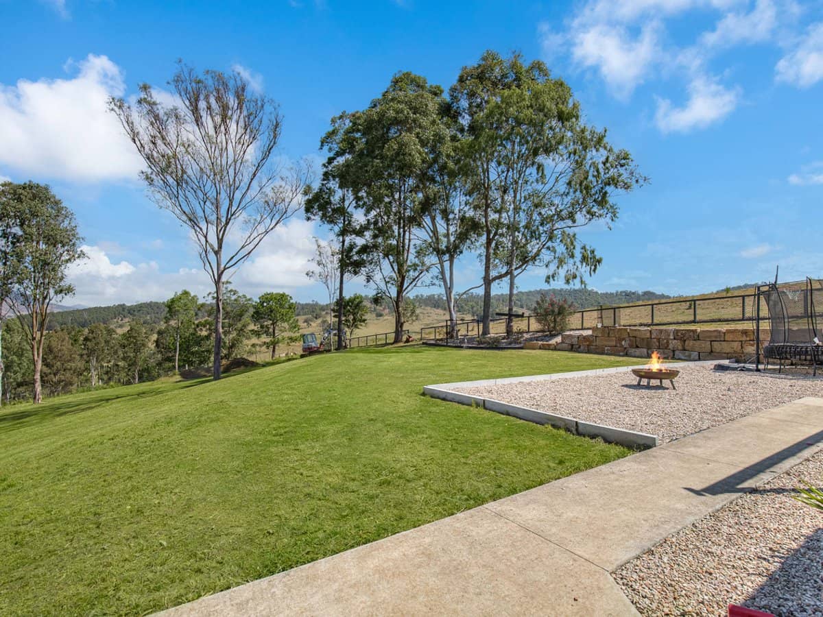 19 Grays Road, ROYSTON - Thumbnail 30