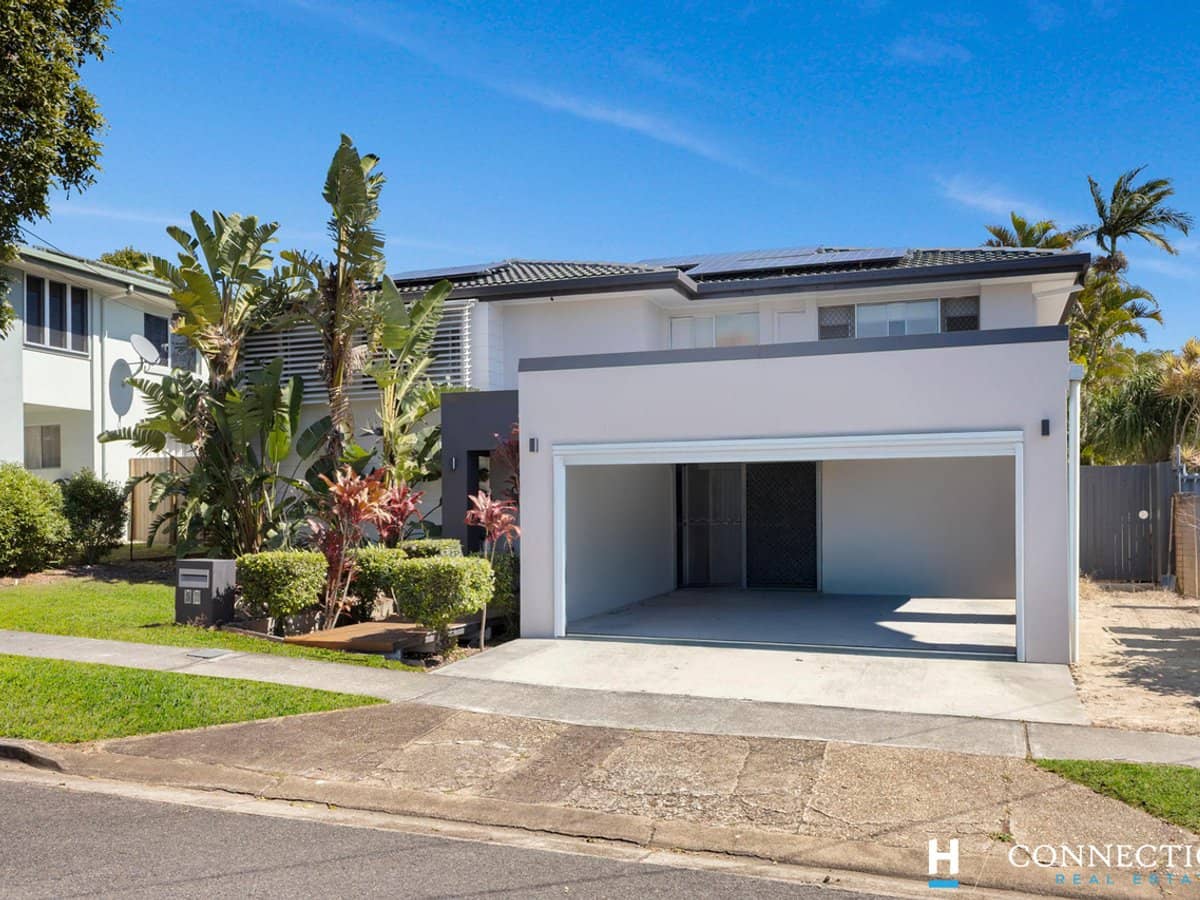 56 Tallara Street, BRACKEN RIDGE - Thumbnail 1