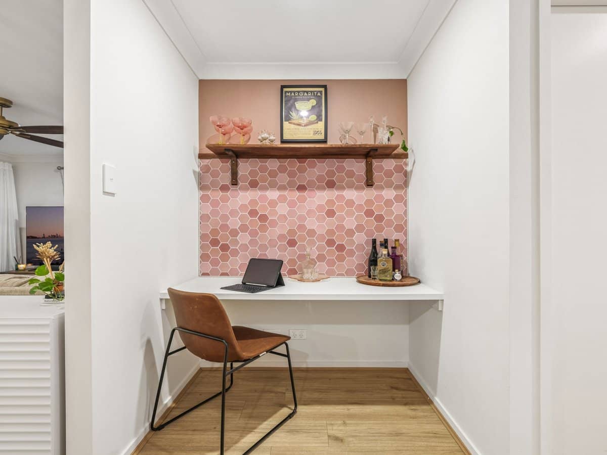 10 Meander Court, ORMEAU HILLS - Thumbnail 11